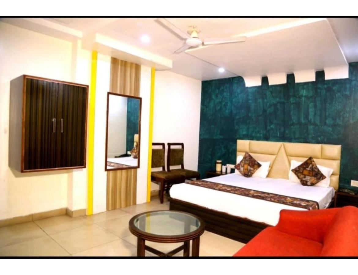 Hotel Kirandeep Agra Агра Экстерьер фото
