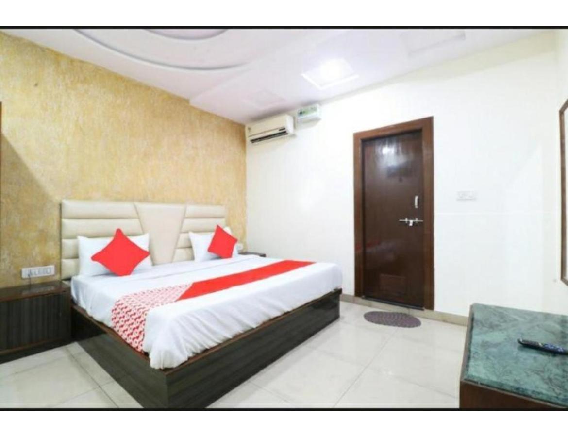 Hotel Kirandeep Agra Агра Экстерьер фото
